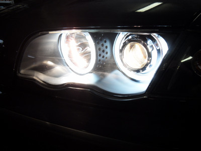 BMW E46 LED Angeleyes Scheinwerfer Weiß Limousine Bj. 9.2001-3.2005 Schwarz – Bild 4
