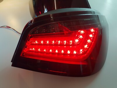BMW 5er E60 Limousine LED Lightbar Rückleuchten Heckleuchten Dunkel Rot Bj.03-07 – Bild 7